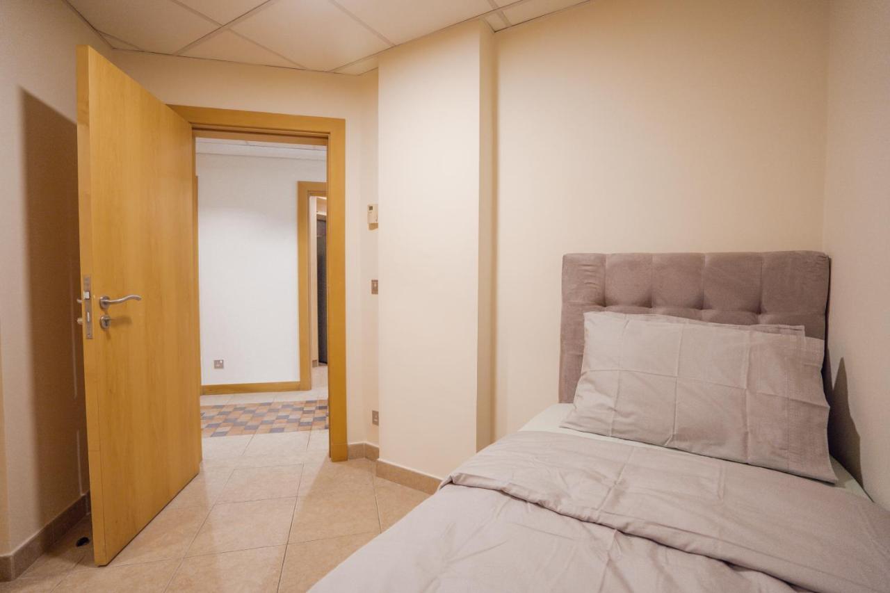 Luxury 4Br Apt - Palm Jumeriah - Beach Club Access ドバイ エクステリア 写真