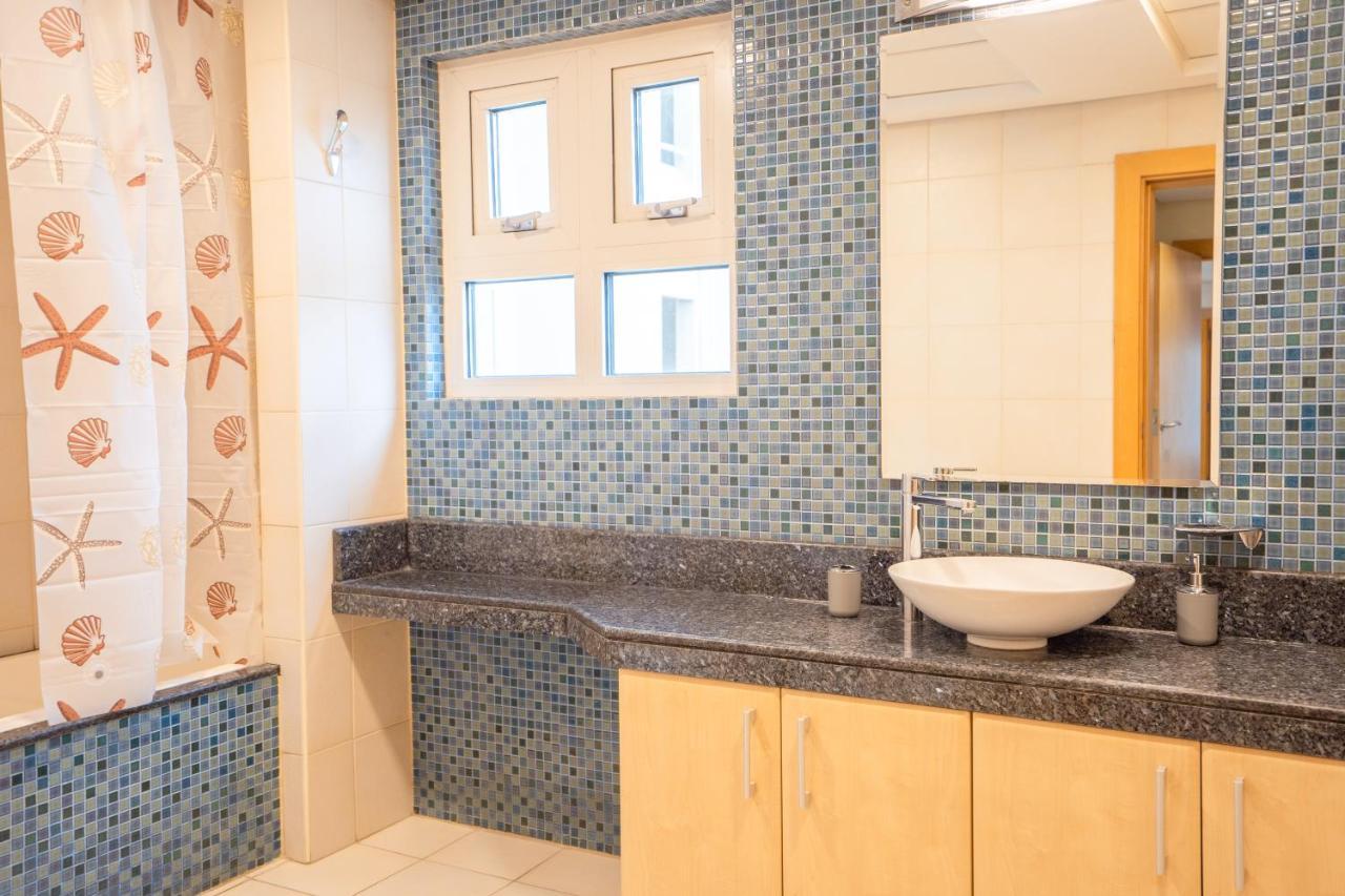 Luxury 4Br Apt - Palm Jumeriah - Beach Club Access ドバイ エクステリア 写真